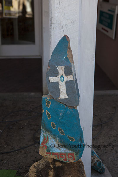 Church yard native arts