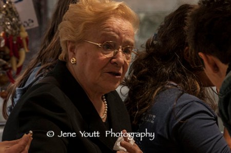 pistola woman 0126 copy